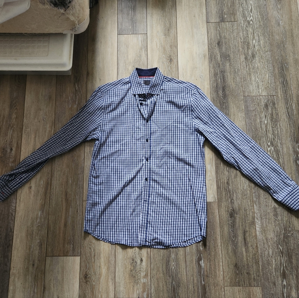 H&M Men's Button Up Blue And White Plaid Shirt